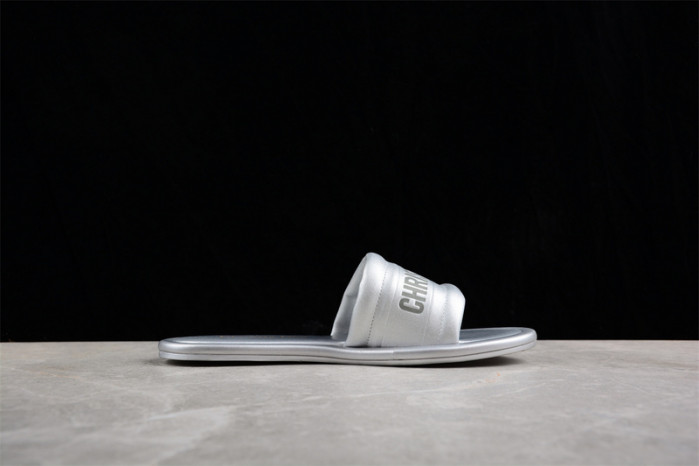 d10r slippers