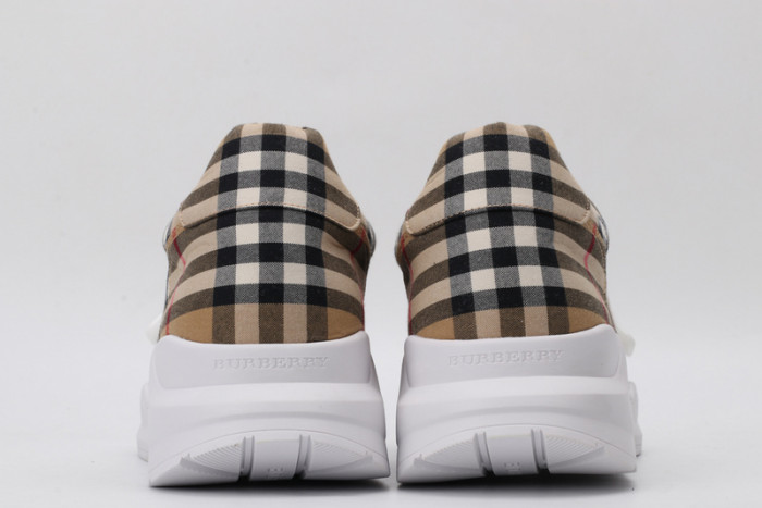 bur sneaker