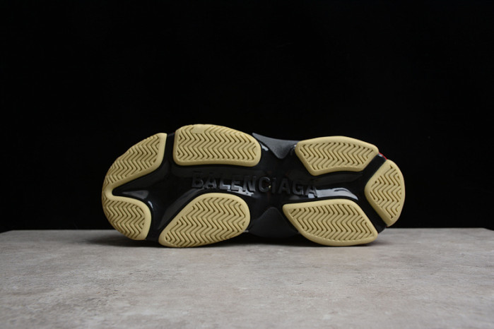 gucc x Ba*len*cia*ga triple s sneaker 681066 ulz10 9795