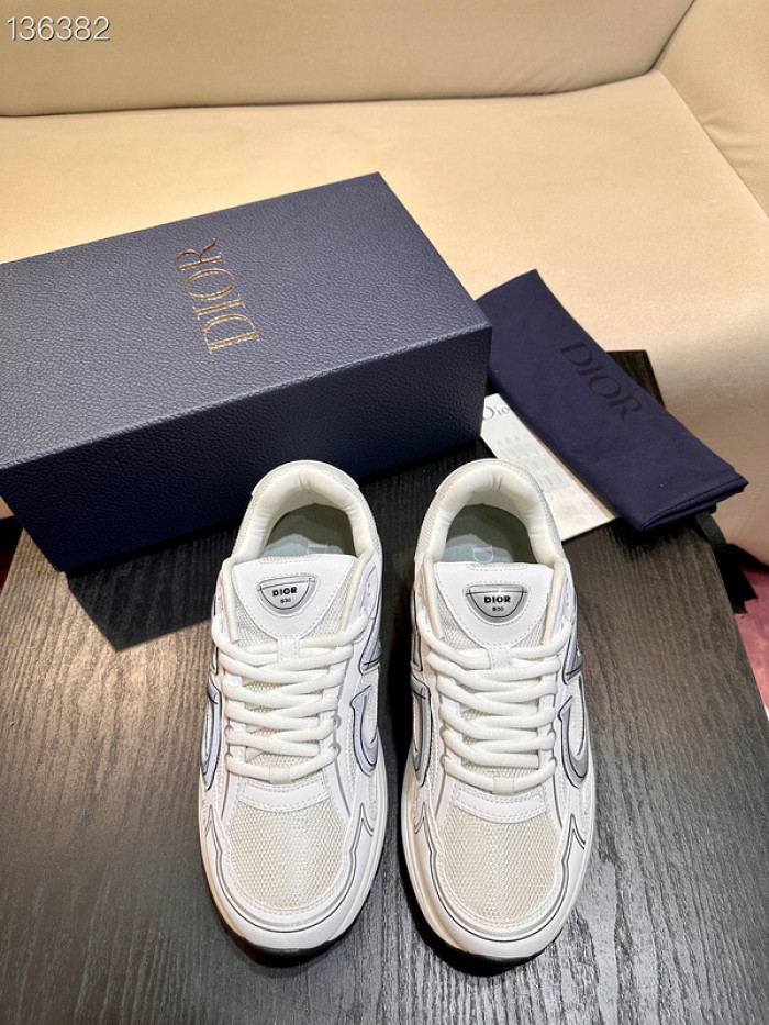 d10r b30 sneaker