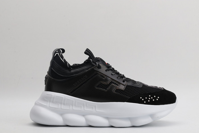 vers sneakers