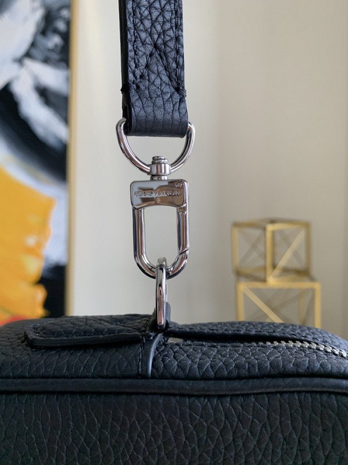 louiv bag 24*16*6cm