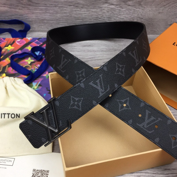 lou*s vu*tt belt