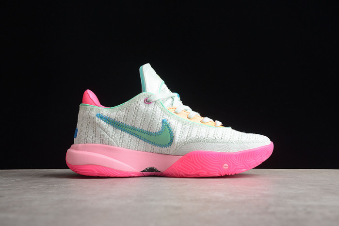 nike lebron 20 violet frost dj5422-300
