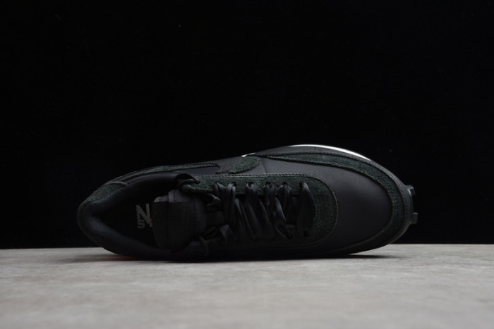 sacai x nike lvd waffle daybreak black white bv0073-002