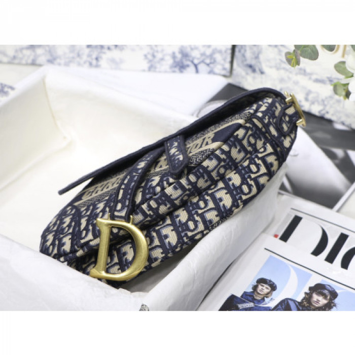 D*or saddle bag-25.5 x 20 x 6.5cm d3