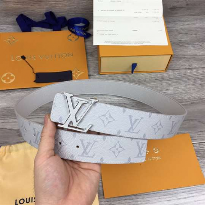 lou*s vu*tt belt