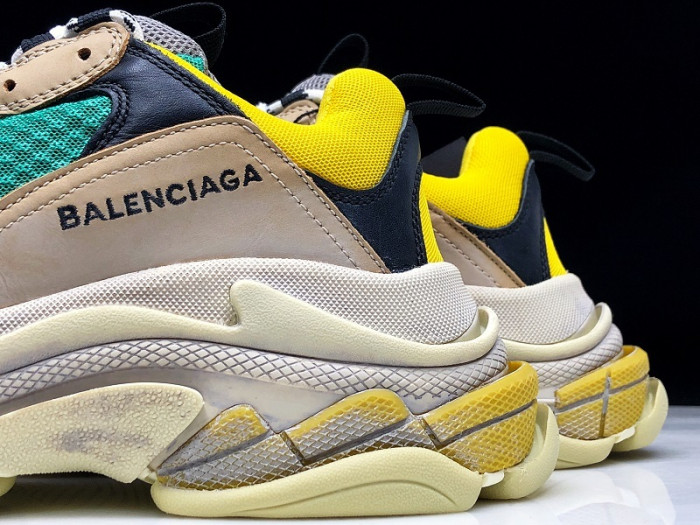 blcg sneaker triple.s.gomma 483513w06e37070