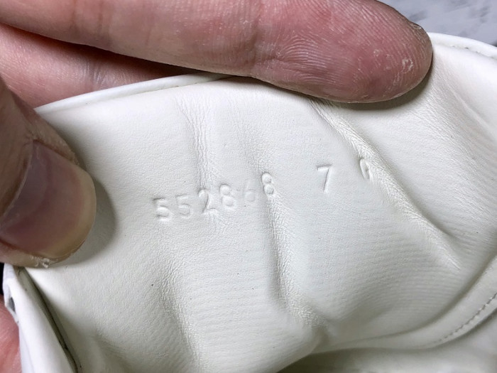 gucc ace embroidered low-top sneaker
