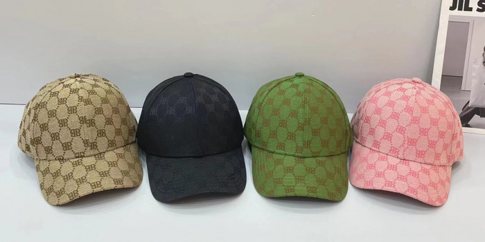 Ba*len*cia*ga hat3