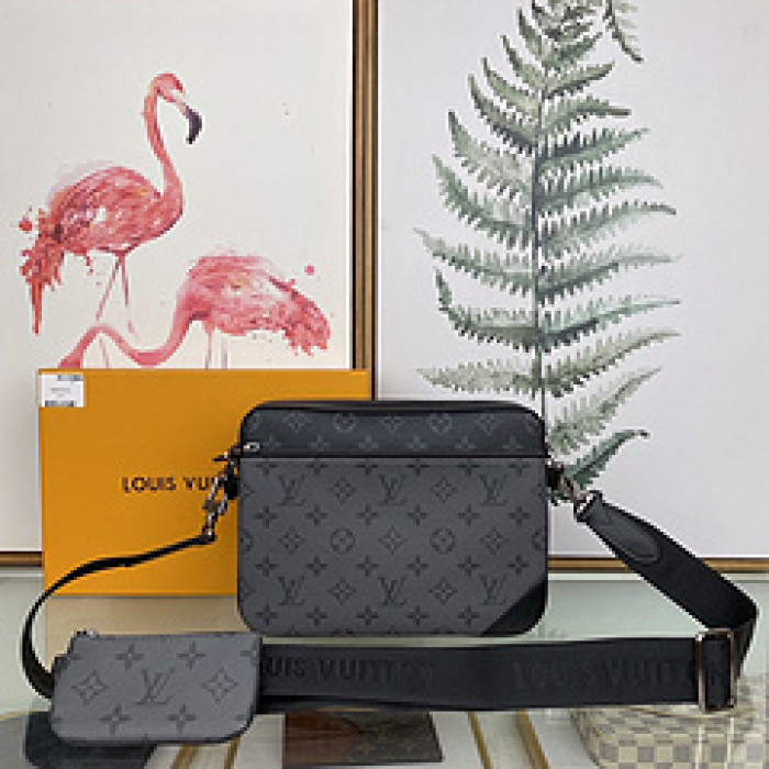 louiv trio messenger bag 25 *18 *4cm m69443